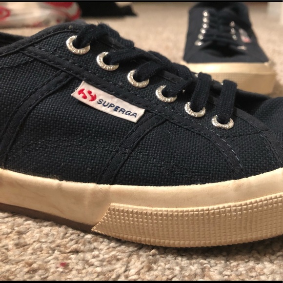 Superga Classic Canvas 2750 shoe - Picture 2 of 3